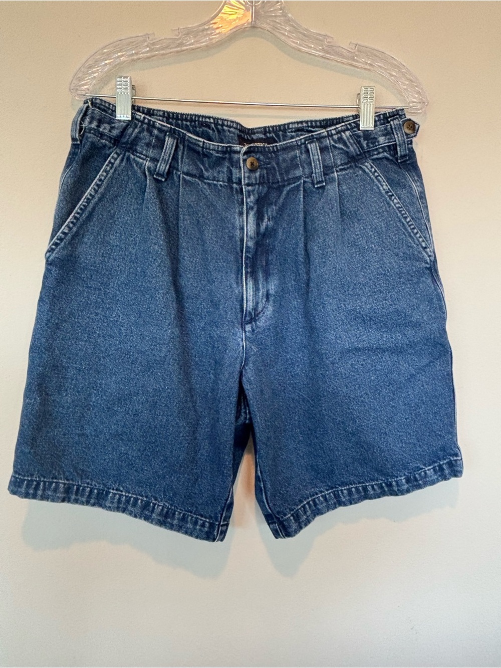 Dockers Women's Classic Denim Shorts in Dark Blue Wash